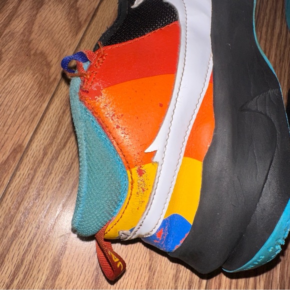 Nike Space Jam Sneakers - Picture 11 of 11